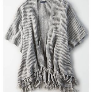 NWOT American Eagle Sleeveless Fringe Duster Kimono